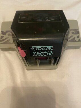 EK Success Wavy Swirl 2 in 1 Border Punch Paper Shapers Vintage Scrapbooking